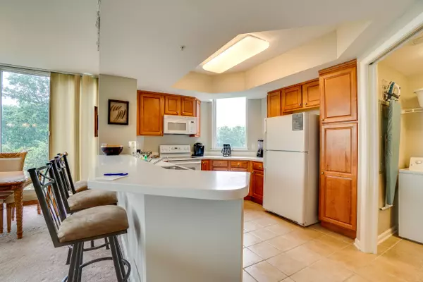 Destin, FL 32541,15100 Emerald Coast Parkway  #UNIT 306