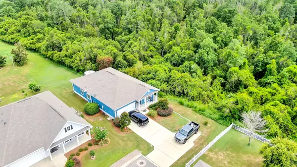 Freeport, FL 32439,499 Fanny Ann Way