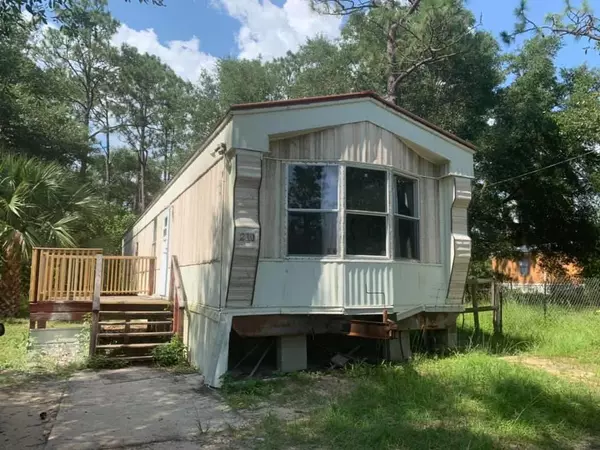 230 Rubens Lane, Defuniak Springs, FL 32433