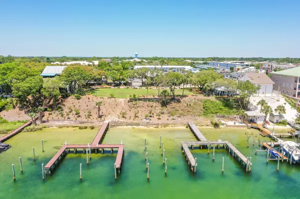 Destin, FL 32541,718 Harbor Boulevard