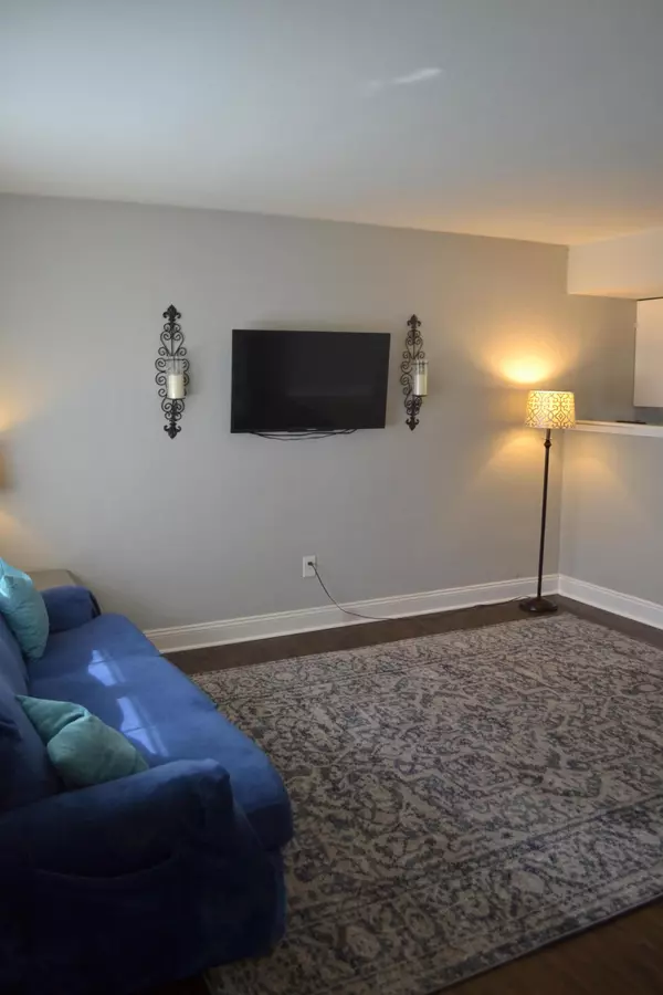 Fort Walton Beach, FL 32548,113 NW Memorial Parkway