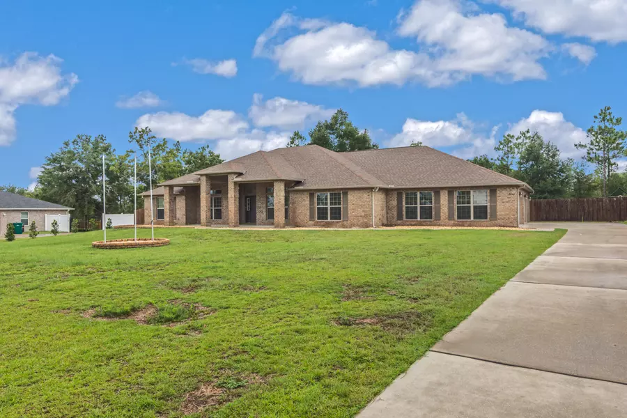 6440 Welannee Boulevard, Laurel Hill, FL 32567