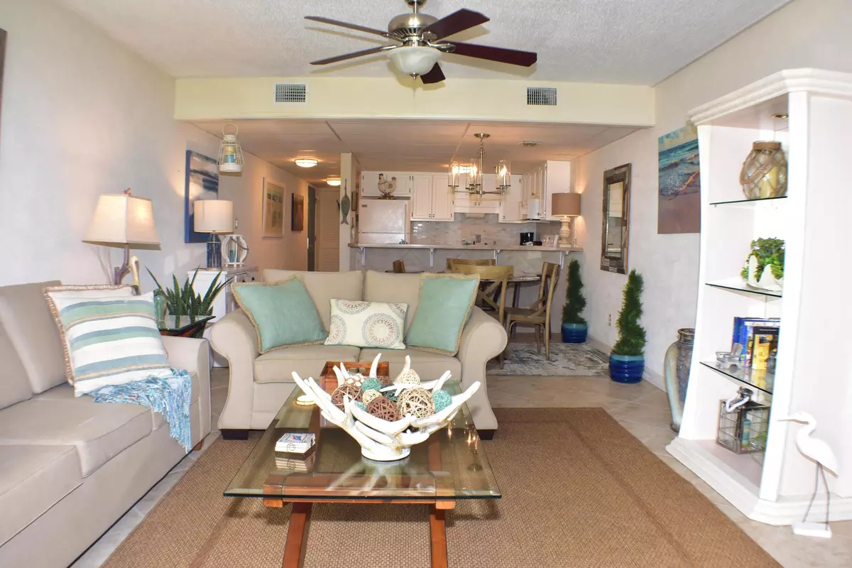 Panama City Beach, FL 32408,8727 Thomas Drive  #UNIT E5