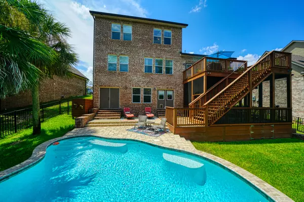 553 Falcon Trail, Niceville, FL 32578