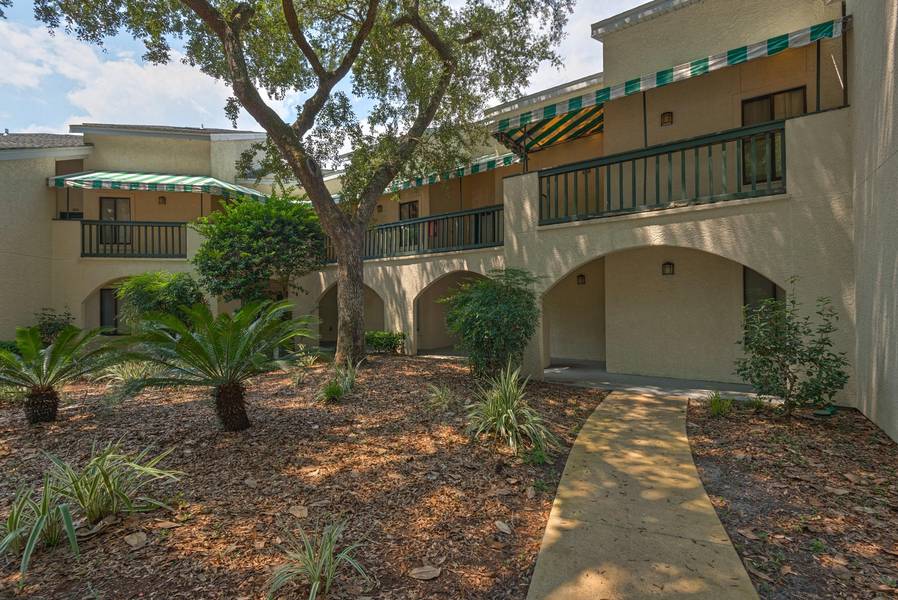 201 Westlake Court  #201, Niceville, FL 32578