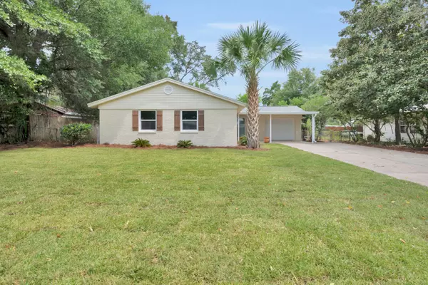 321 SW Coral Drive, Fort Walton Beach, FL 32548