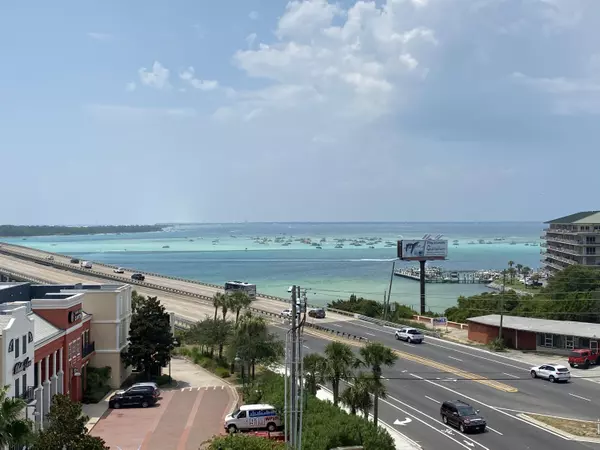 Destin, FL 32541,10 Harbor Boulevard  ## W329