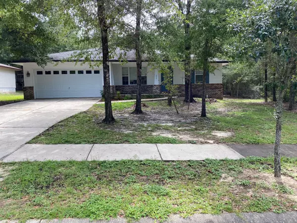 594 Hunters Ridge Road, Defuniak Springs, FL 32433