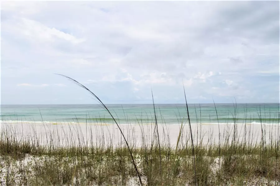 7871 #C Gulf Boulevard, Navarre, FL 32566