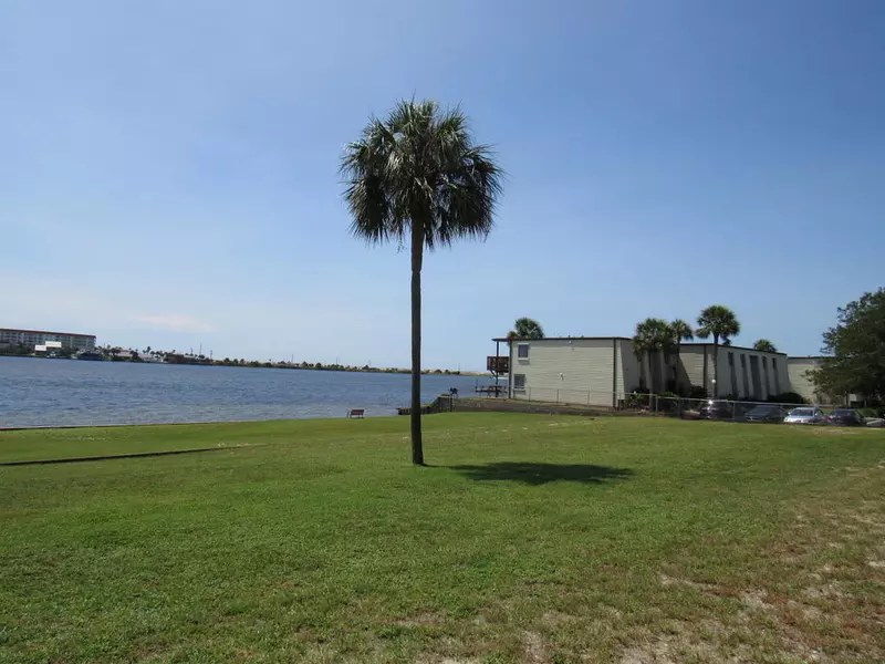 300 SW Miracle Strip Parkway  #UNIT 2B, Fort Walton Beach, FL 32548