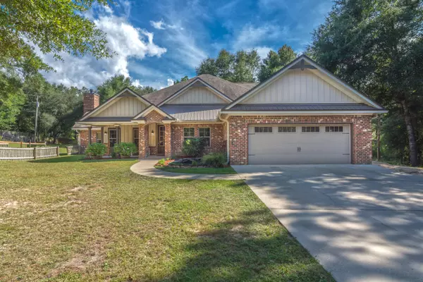 2734 Hugo Lane, Crestview, FL 32539