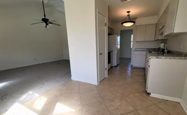 Mary Esther, FL 32569,40 Lakeview Drive