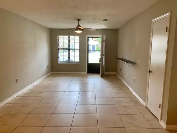 Fort Walton Beach, FL 32548,411 NW Odin Lane  #411B