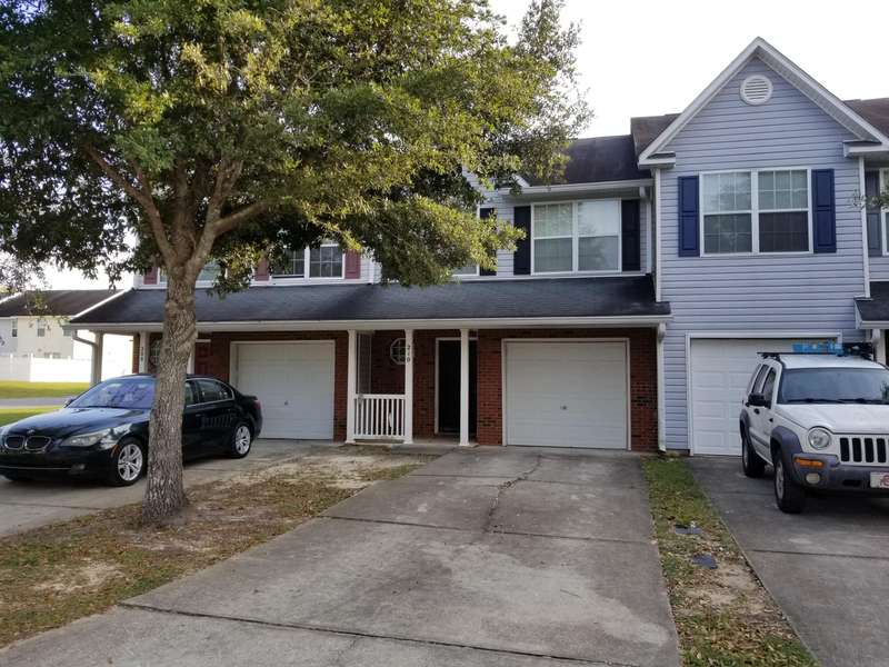 210 Swaying Pine Court, Crestview, FL 32539