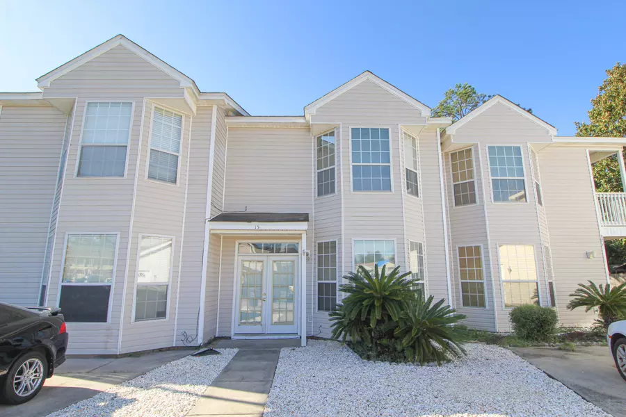 15 SE Chatelaine Circle, Fort Walton Beach, FL 32548