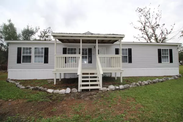 13324 Skylark Road, Fountain, FL 32438