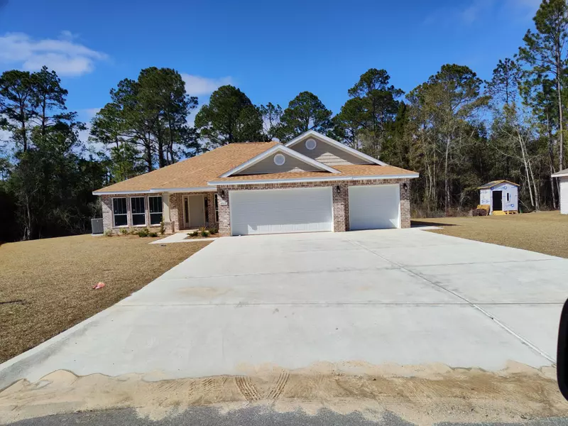 8010 Red Maple Drive, Milton, FL 32583