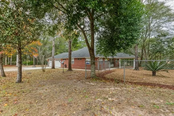 Defuniak Springs, FL 32433,194 Creekside Lane