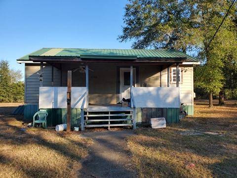 1700 N 1st Street, Defuniak Springs, FL 32433