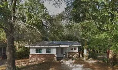 100 E Sloss Avenue, Defuniak Springs, FL 32433