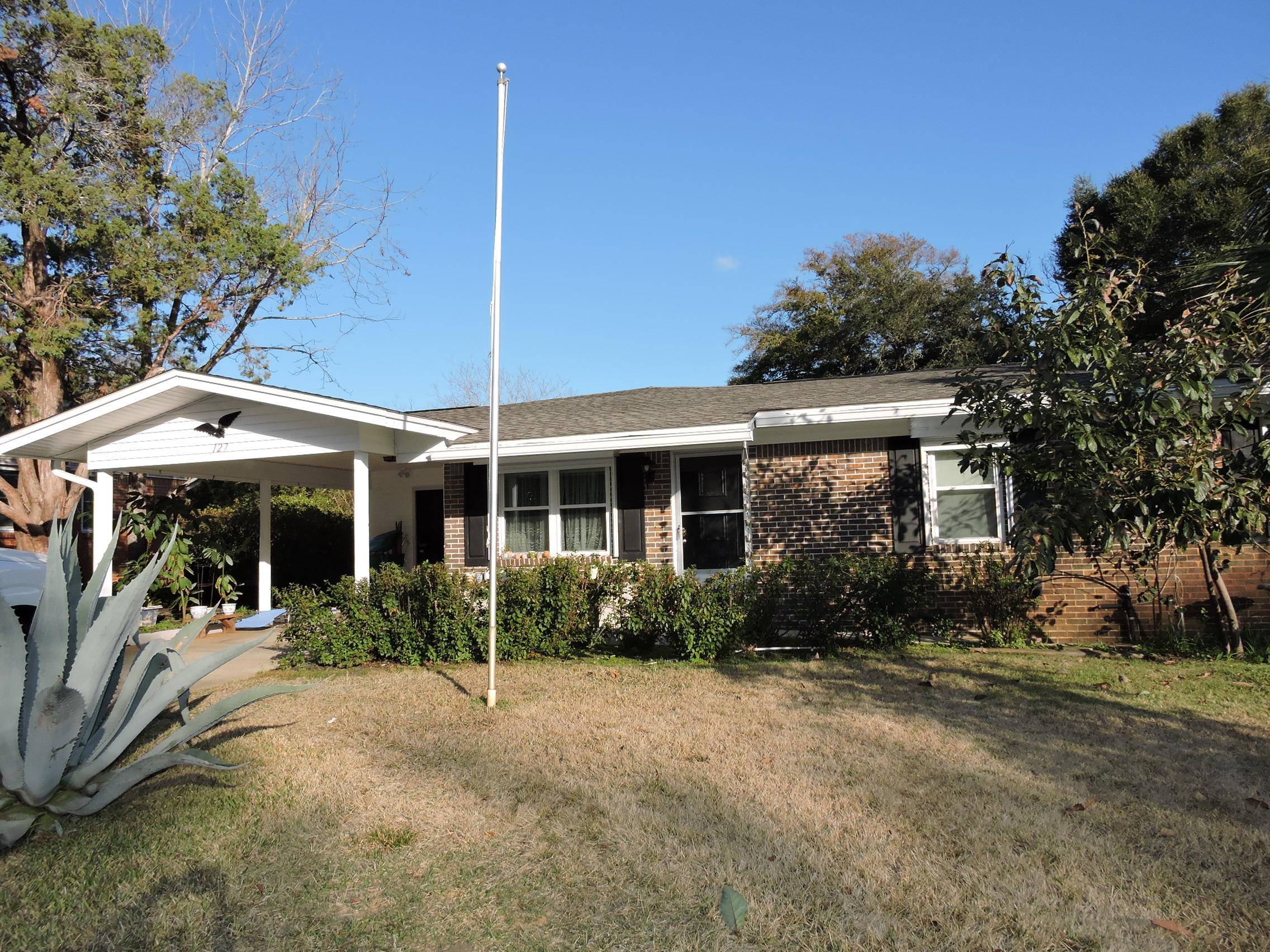 127 Pryor Drive, Mary Esther, FL 32569