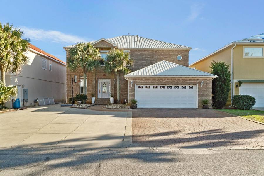 586 Radiant Circle, Mary Esther, FL 32569