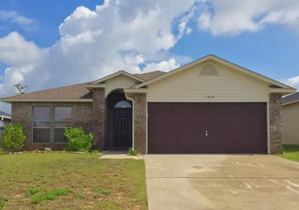 1934 Catline Circle, Navarre, FL 32566