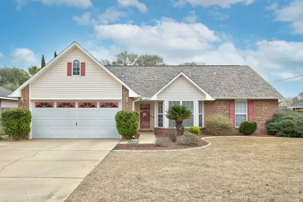 608 Huck Finn Lane, Crestview, FL 32536