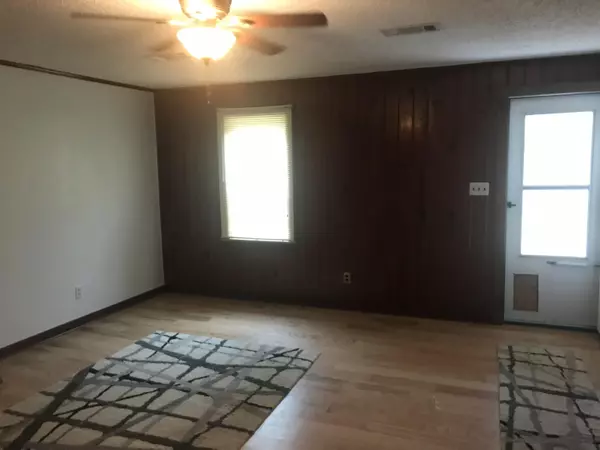 Crestview, FL 32539,894 Williams Avenue