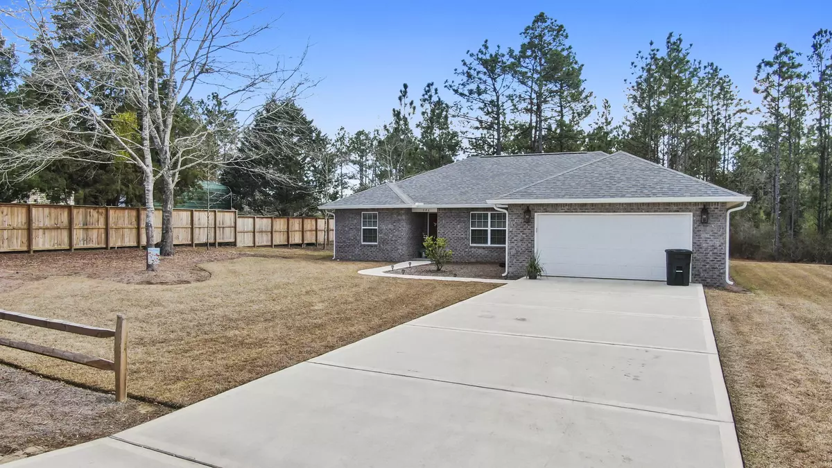 Defuniak Springs, FL 32433,546 Pinewood Drive