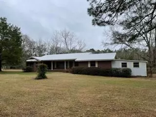 5982 Highway 4, Baker, FL 32531