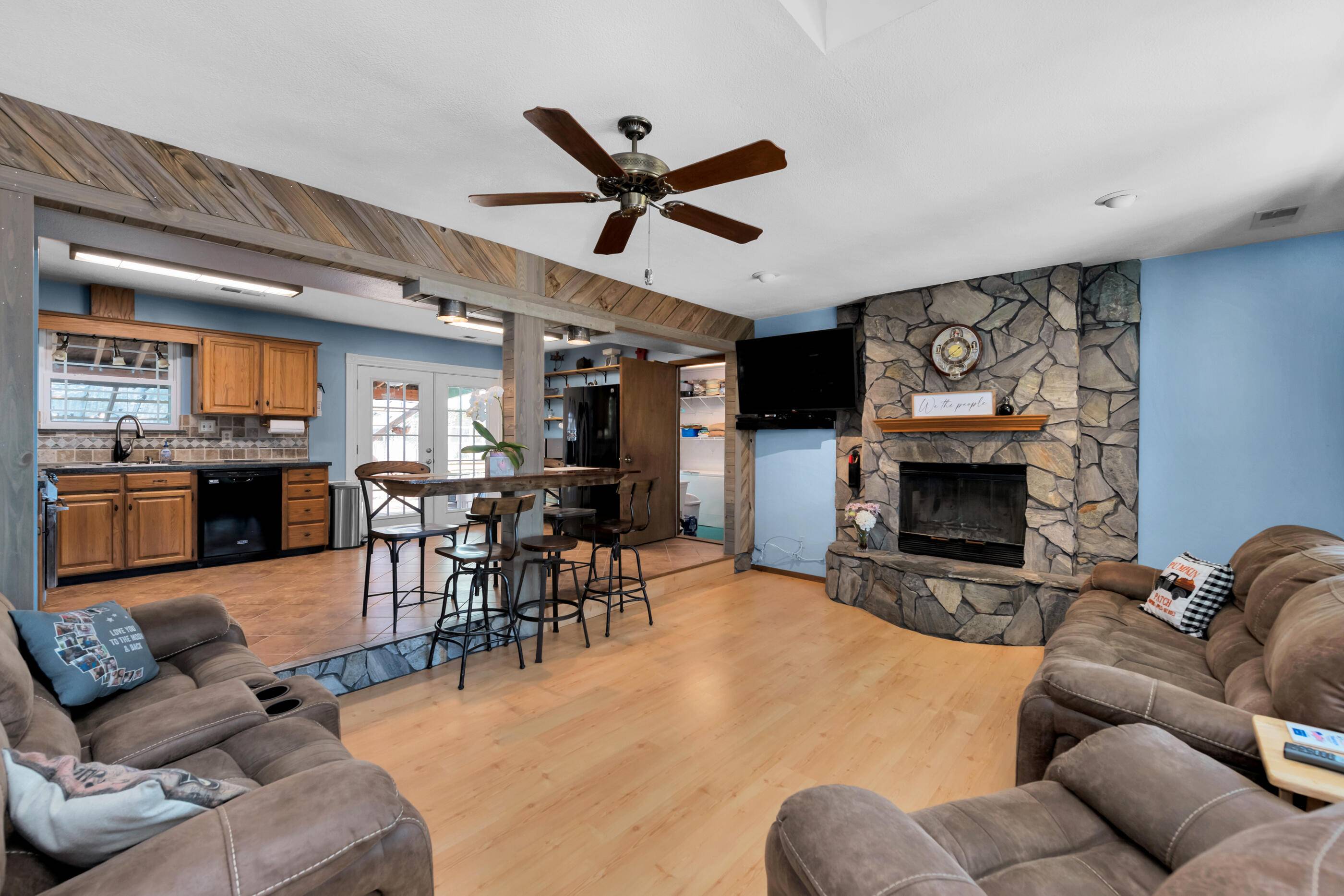 Mary Esther, FL 32569,17 W Lake Circle