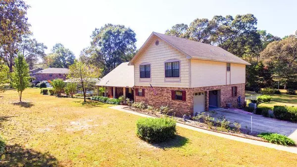 Crestview, FL 32536,6064 Blueberry Lane