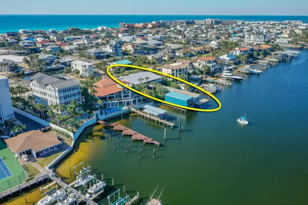 621 Lagoon Drive, Destin, FL 32541