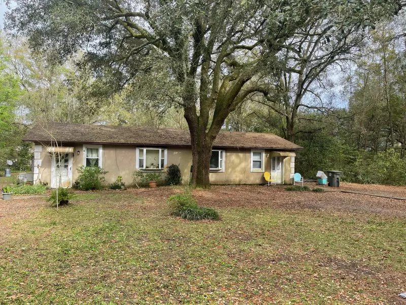 74 Wolverine Avenue  #A, B, Valparaiso, FL 32580