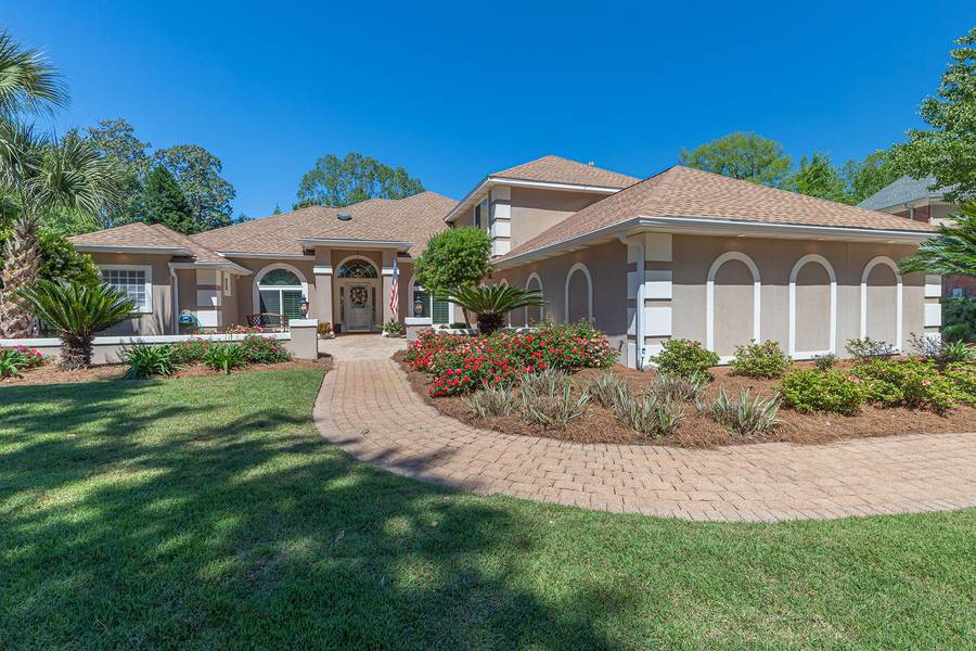 1544 Glenlake Circle, Niceville, FL 32578