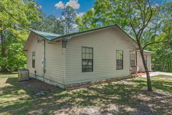 Crestview, FL 32536,6139 Blueberry Lane