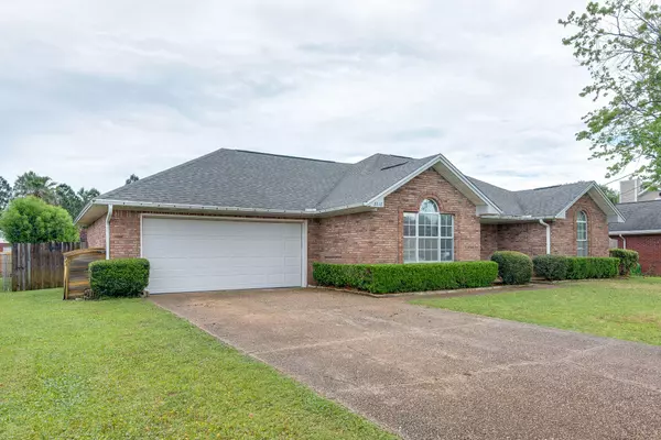 Navarre, FL 32566,2212 Creekwood Court