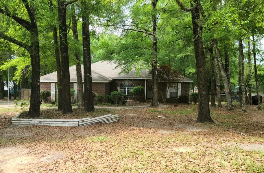 108 Chippewa Trail, Crestview, FL 32536