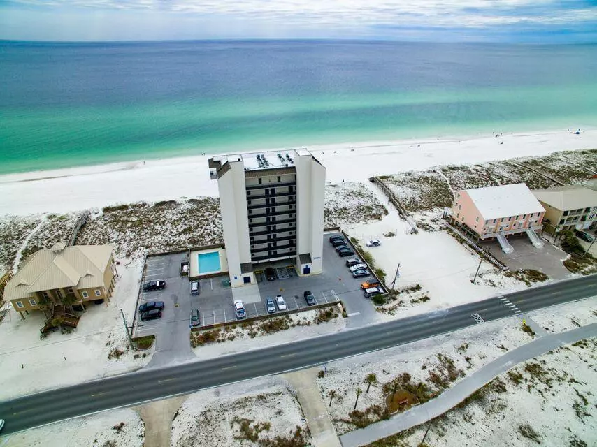 Navarre, FL 32566,7979 Gulf Boulevard  #APT 121