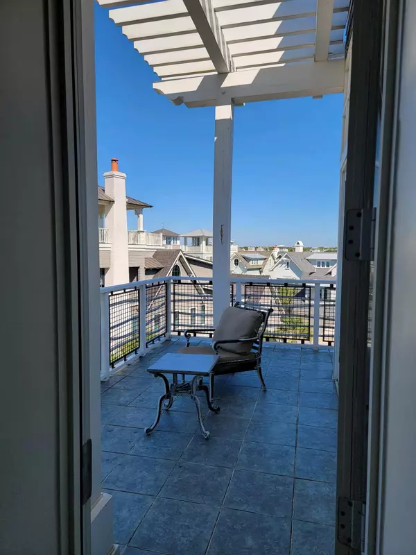 Inlet Beach, FL 32461,99 S Compass Point Way  #UNIT 402