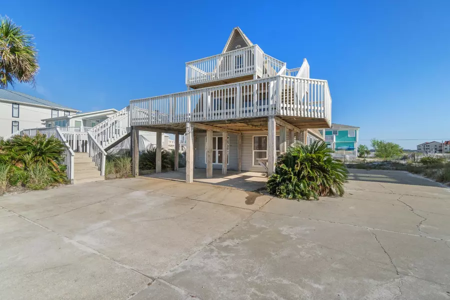 7438 Gulf Boulevard, Navarre, FL 32566