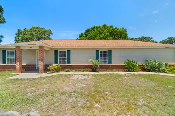 7244 Frankfort Street, Navarre, FL 32566