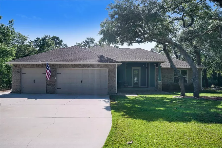 6543 Robar Tesora Street, Navarre, FL 32566