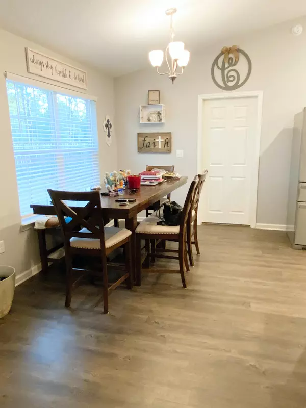 Defuniak Springs, FL 32433,45 Tall Pines Boulevard