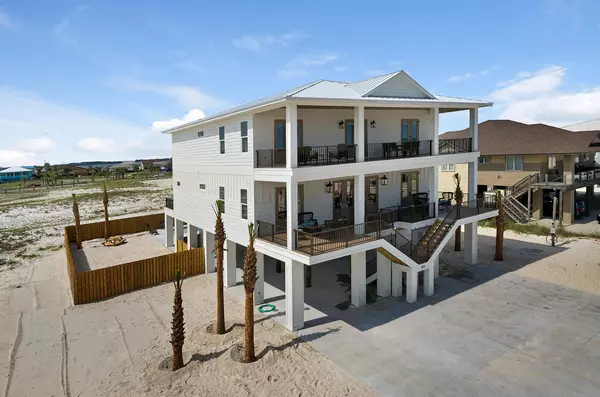 Pensacola Beach, FL 32561,909 Ariola Drive