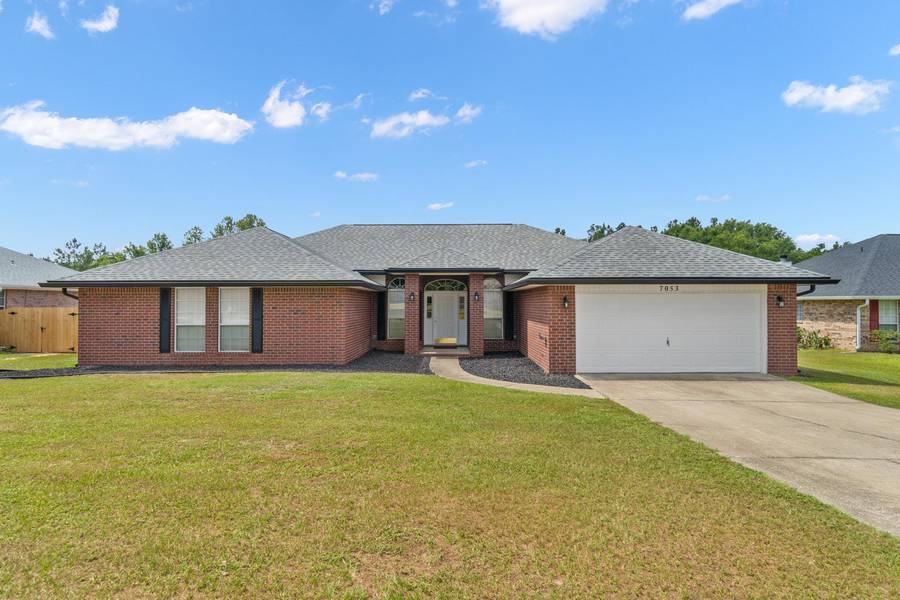 7053 Woodside Road, Beulah, FL 32526