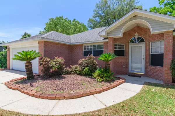 Navarre, FL 32566,2707 Woodbury Court