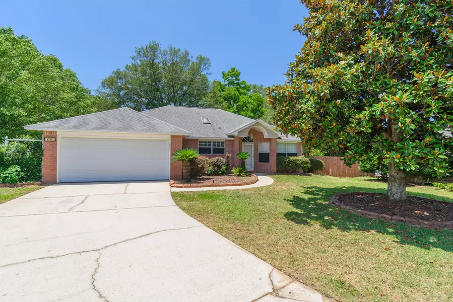 2707 Woodbury Court, Navarre, FL 32566