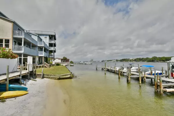 Fort Walton Beach, FL 32548,330 Bluefish Drive  #UNIT 207